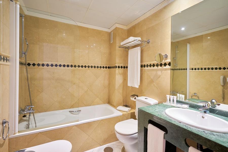 Exe Ciudad De Cordoba Hotel Ngoại thất bức ảnh