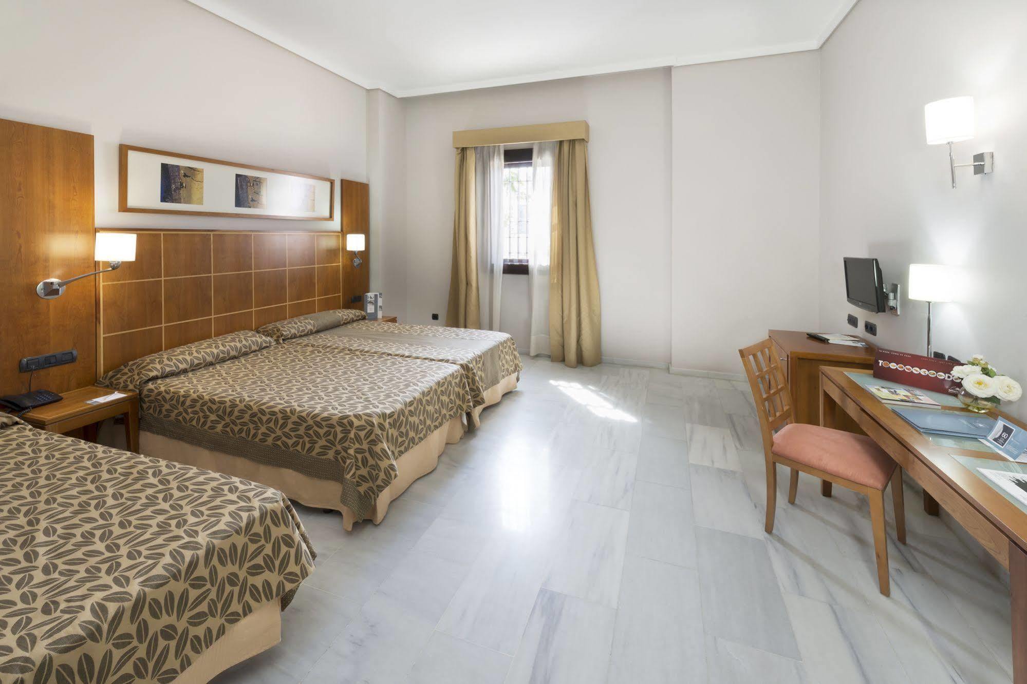Exe Ciudad De Cordoba Hotel Ngoại thất bức ảnh